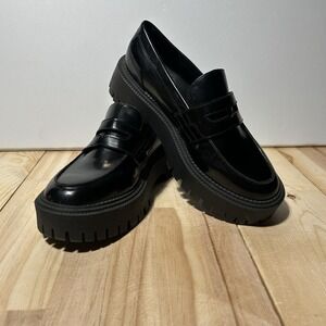 Women's Crown Vintage Luca Platform Loafer Black Size 9 Business Shoes